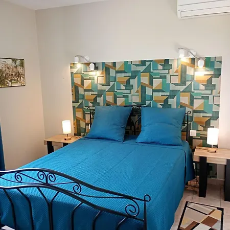 Chambre D'hote Les Peyridisses בית הארחה Combaillaux